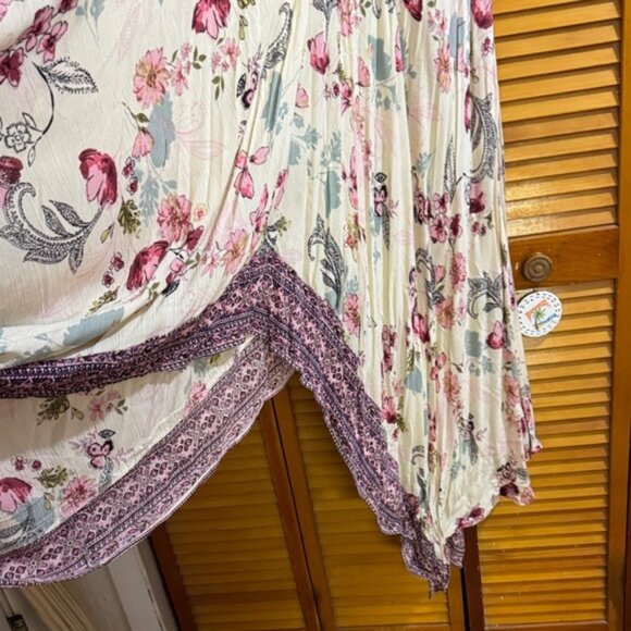 Angie Asymmetrical Floral Dress in Cream and Pink - Picture 4 of 8